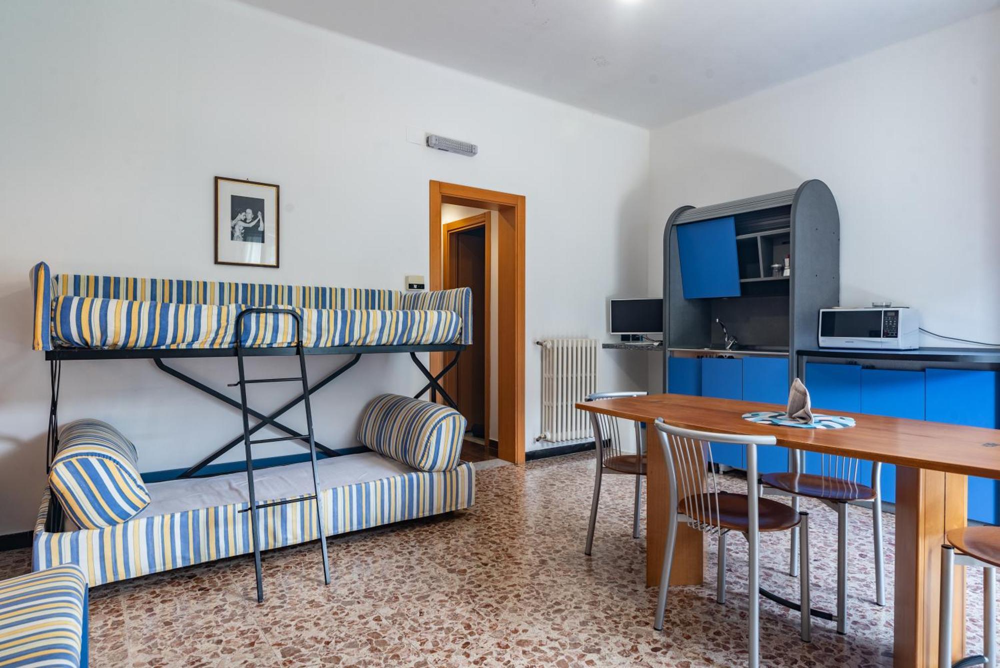Residenza Adelaide Aparthotel 3*
